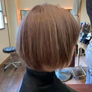 ショート カラー mizuho .のヘアスタイル