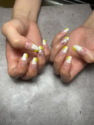 ミディアム ネイル BELLUNA Mizuki❤︎のネイルデザイン