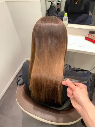 セミロング 美髪特化✨ 伊織✨縮毛矯正✨のヘアスタイル