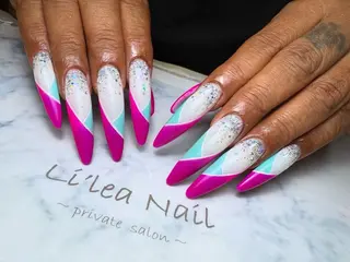 ネイル Li'leaNail AINAのネイルデザイン