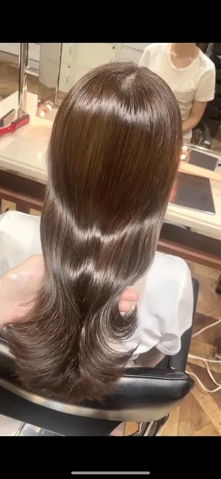 セミロング カラー ご新規様限定 透明感カラーKANAのヘアスタイル