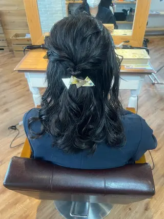 ロング ヘアアレンジ Topstylist YUKIのヘアスタイル