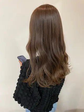ロング 平田 華菜のヘアスタイル
