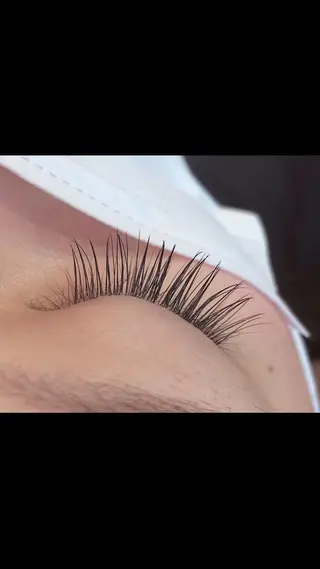 マツエク・マツパ そそ　喜 多のヘアスタイル