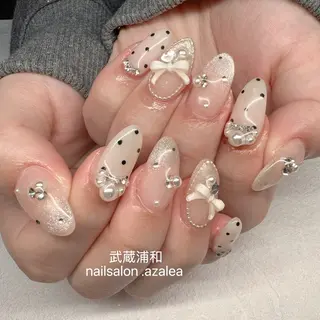 ネイル R inのネイルデザイン
