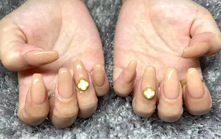ネイル 隠れ家サロン あたしンちのネイルデザイン