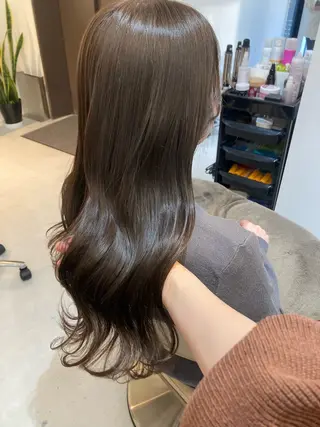 ロング ✨色持ちの良い艶 カラー✨蟹江真世のヘアスタイル
