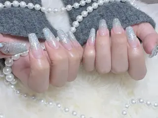 ネイル M2 BEAUTY サロンのネイルデザイン