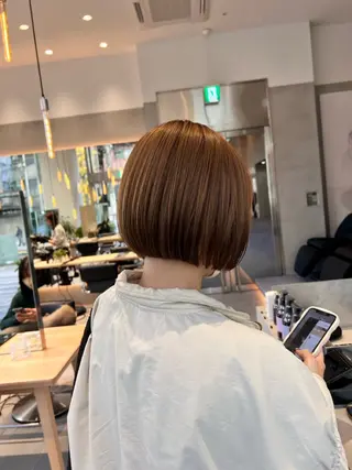 ショート yoko/レイヤー /小顔ボブ／メンズのヘアスタイル