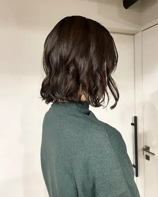 ミディアム カラー パーマ 表参道🌿赤み消し カラー/チナツのヘアスタイル