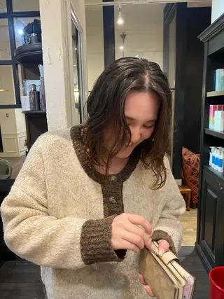 ミディアム 原田 梓未のヘアスタイル