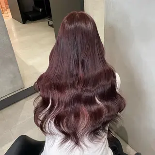 カラー offwhite Nano🪩🧡のヘアスタイル