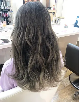 ロング カラー sail hairのヘアスタイル