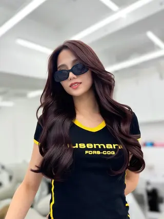 ロング カラー 顔まわりの神様✨ 透明感カラー藤嶋秀幸のヘアスタイル