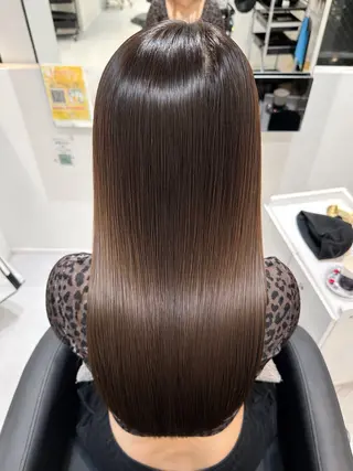 ロング Emuest心斎橋 SAKIのヘアスタイル