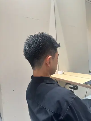 メンズ ミオ💎透ける暗髪 ショートカットのヘアスタイル