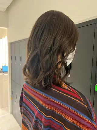 ミディアム カラー ヘアアレンジ 暗髪カラー🫐パーマ おくだりんかのヘアスタイル
