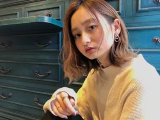 セミロング 小林 愛花のヘアスタイル