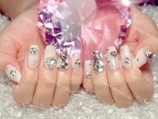 ネイル Momo 🤍のネイルデザイン