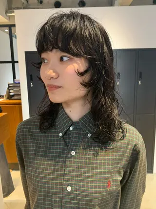 セミロング カラー パーマ パーマ　レイヤー 艶カラー/横山大樹のヘアスタイル