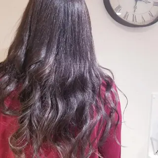 ロング カラー SAKURA (サクラ)のヘアスタイル