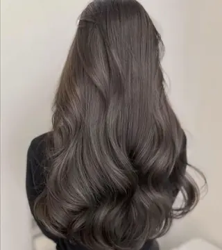 ロング カラー 西山 夢月の眉毛・アイブロウイメージ