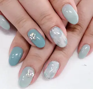 ネイル 東 千夏のネイルデザイン