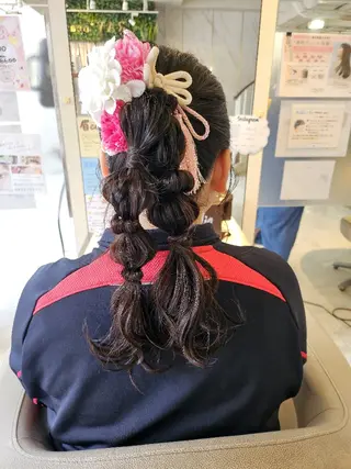 ロング 岡田 奈々のヘアスタイル