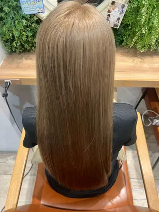 セミロング 髪質改善🫧艶カラー ✨エクステ🎀しゅりのヘアスタイル