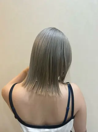 セミロング ボブ/透明感カラー 🧸YUI❤️のヘアスタイル