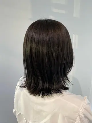 ミディアム カラー 伊藤 歩のヘアスタイル