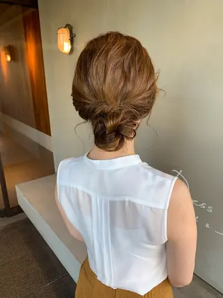 セミロング ヘアアレンジ ブリーチ/アレンジ 天満/chihiroのヘアスタイル