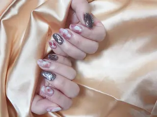 ミディアム ネイル Reonail 💕Kana💕のネイルデザイン