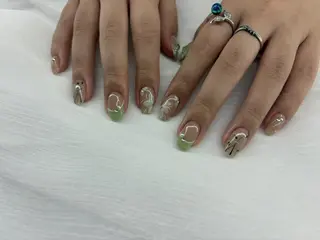 ネイル Mai :矢場町 ニュアンス🌿アートのネイルデザイン