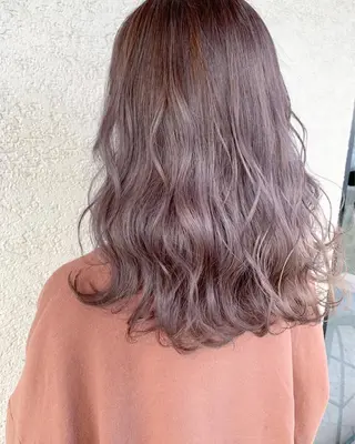 ミディアム カラー 艶髪・酸性ストレート フリツのヘアスタイル