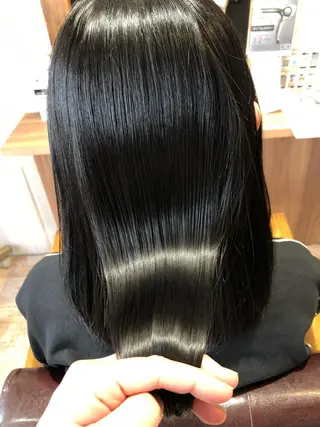 ミディアム カラー 美髪✨髪質改善特化 🦩対馬🦩のヘアスタイル