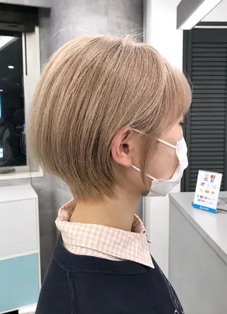ショート ハイトーン特化サロン 🍑momo🍑のヘアスタイル
