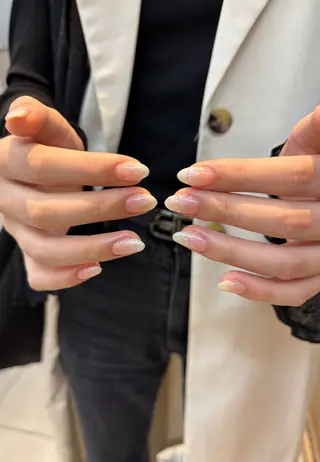 ネイル DEEokazaki ayaka.Tのネイルデザイン