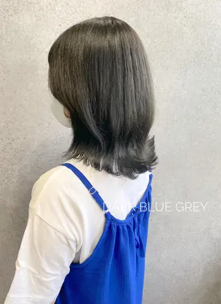 セミロング カラー YUKA🐻❄️ 🎀当日予約ok/のヘアスタイル
