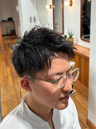 ショート メンズ メンズカット✂️ スキンフェード伊藤陸のヘアスタイル