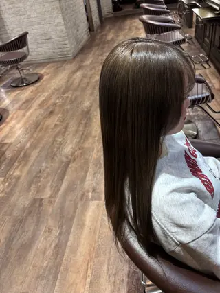 ロング Cloe仙台🌟 佐藤アミカのヘアスタイル
