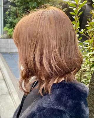 ショート カラー ブリーチカラー特化 U-topia小島のヘアスタイル