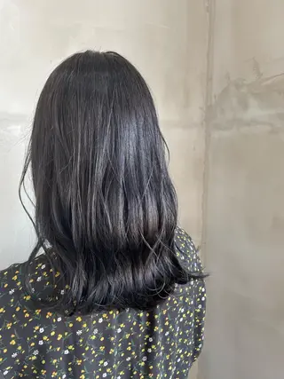 カラー 益 佑夏のヘアスタイル