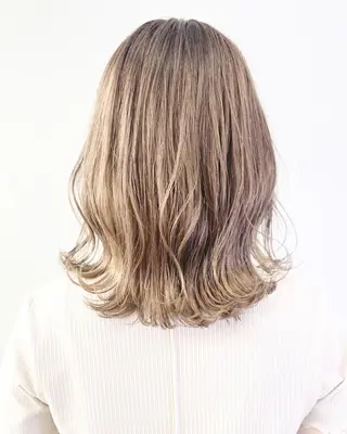 ミディアム パーマ ヘアアレンジ メンズ キッズ ネイル マツエク・マツパ アイブロウ 韓国風×透明感カラー 髪質改善オタベシンヤのヘアスタイル
