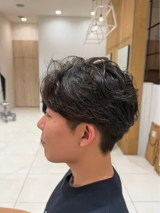 メンズ メンズパーマ特化 🦧タケシのヘアスタイル