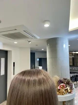 ミディアム ♡似合わせハイトーン ♡maiのヘアスタイル