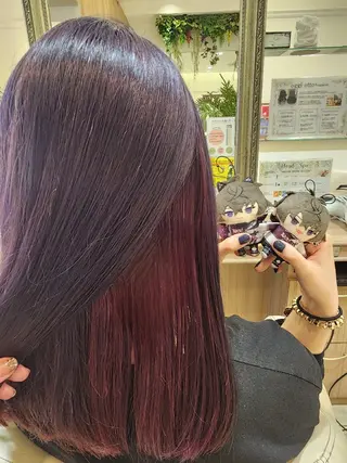 ロング カラー 推しアニメカラー🌈 ツヤ透明感カラー🦄のヘアスタイル