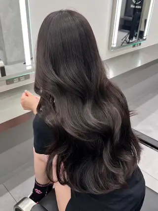 ロング 岡本葵子カットモデル ┊束感マツエクのマツエク・マツパデザイン