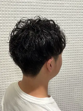 ショート パーマ メンズ 榧木 萌香のヘアスタイル