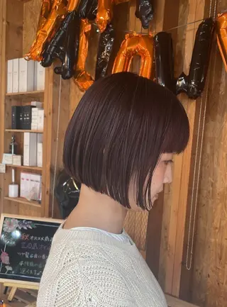 ショート ☘️レイヤー&ボブ× ハイトーン☘️初ボブのヘアスタイル